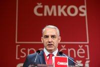 Odbory dál povede Středula. Na volbu dorazil Babiš i Vystrčil, v sobotu vystoupí Zeman