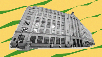 V šachu Trumpem. ČNB otřásá obří ztráta, americké investice jsou v poločase roku propadákem V šachu Trumpem. ČNB otřásá obří ztráta, americké investice jsou v poločase roku propadákem