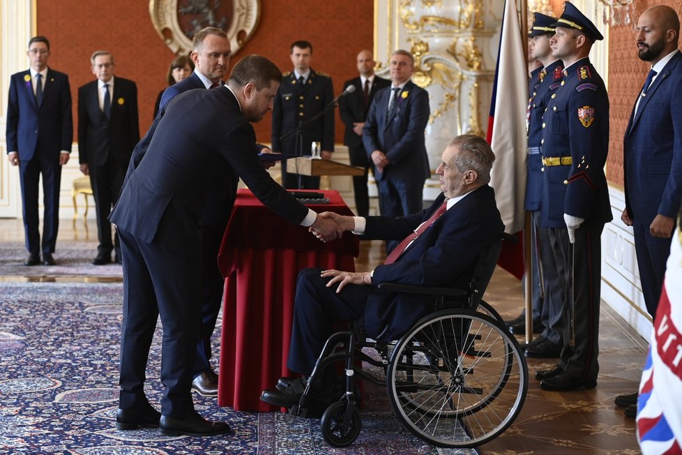 Prezident Miloš Zeman jmenoval guvernérem ČNB Aleše Michla