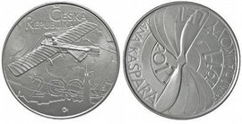 ČNB vydává pamětní mince k 100. výročí dálkového letu Jana Kašpara.