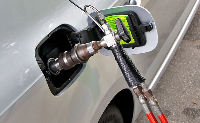 Nižší spotřební daň na CNG u nás vydrží minimálně do roku 2020