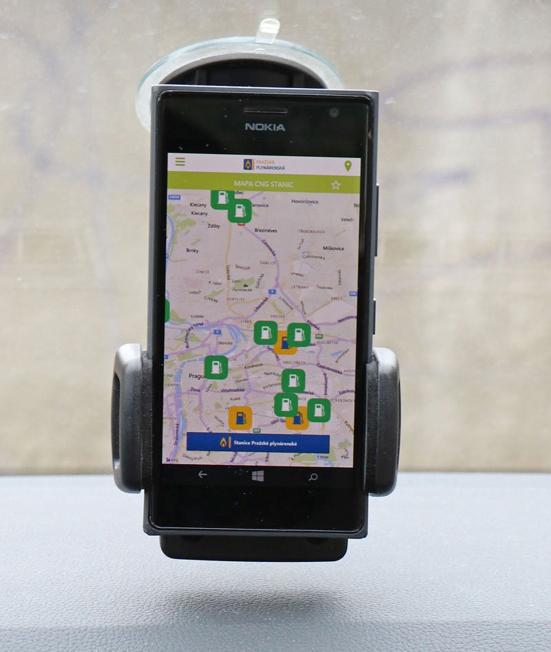 Mobilní aplikace pomohou najít plnicí stanici i naplánovat trasu