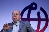 Šéf CNN Zucker nečekaně končí. Vaz mu zlomil nepřiznaný románek s kolegyní
