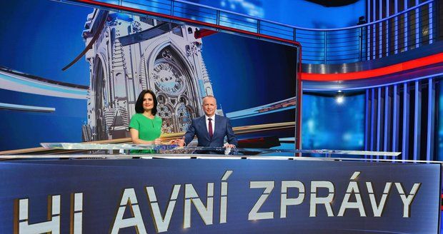 Klára Doležalová a Karel Voříšek ve studiu CNN Prima News