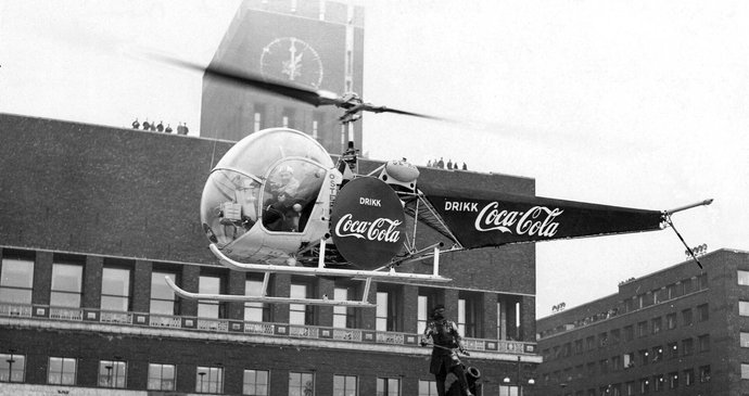 Téměř sto let po boku olympijských her dává společnosti Coca-Cola jedinečnou příležitost ohlédnout se za společnými vítězstvími i nezapomenutelnými okamžiky