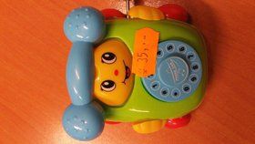 Česká obchodní inspekce nařídila stáhnout z trhu hračku „PHONE CAR“
