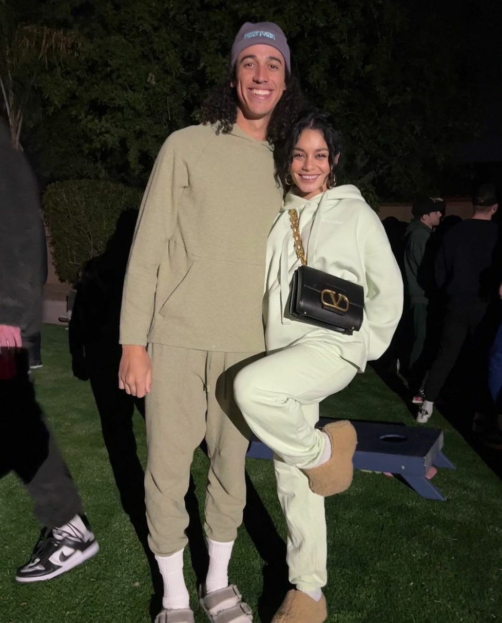 Cole Tucker a Vanessa Hudgens