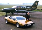 Geniální Colin Chapman a jeho revoluční Lotus: Od oprav ojetin až k F1