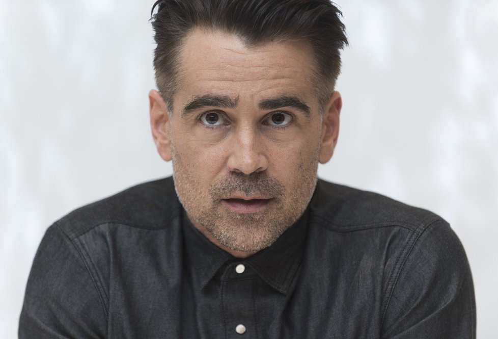 Colin Farrell musí do léčebny.