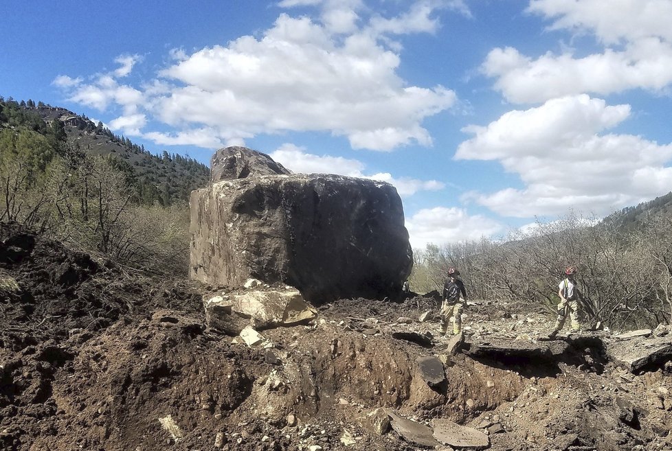 Dálnici v Coloradu zavalil masivní kámen o velikosti budovy
