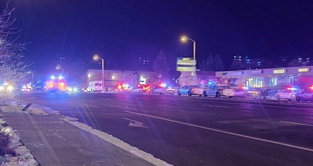 Další střelba v gay klubu: 5 mrtvých a 18 zraněných v Coloradu. Útočník (22) pálil hned po příchodu