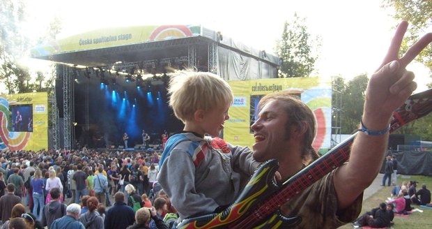 Začíná festival Colours of Ostrava 2016.