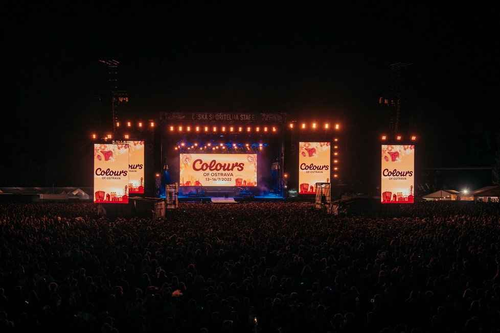 Letošní jubilejní 20. ročník Colours of Ostrava bude největší a nejdražší v historii. Vystoupí tu umělci z 30 zemí světa. Odehraje se v Dolních Vítkovicích od 19. do 22. července 2023.