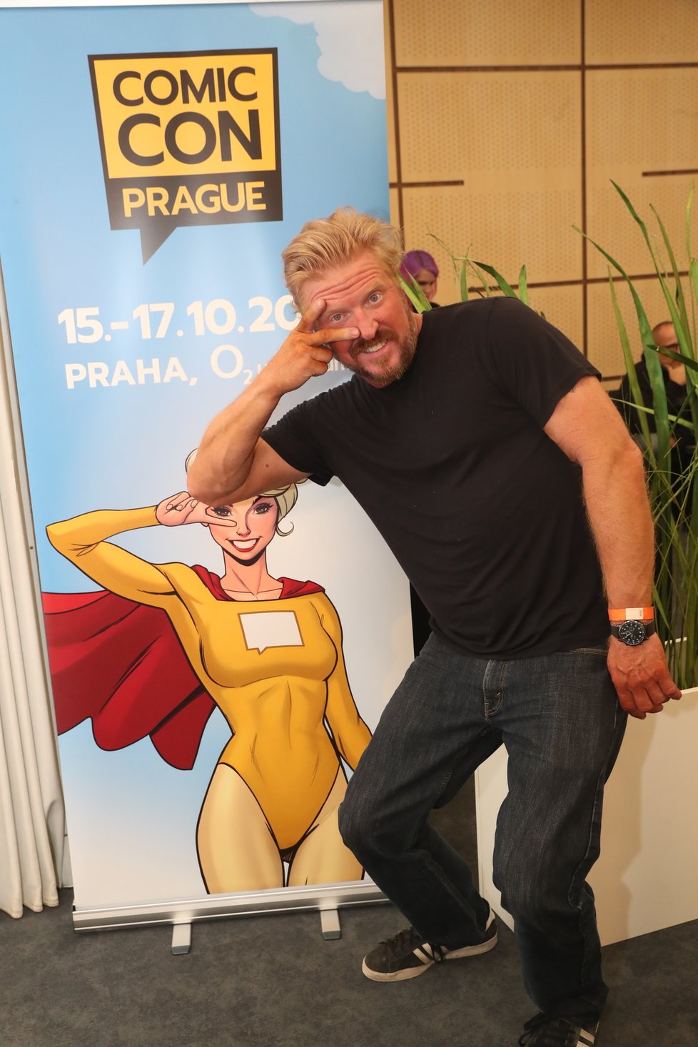 Na pražský Comic-Con zavítal Jakey Busey z Hvězdné pěchoty