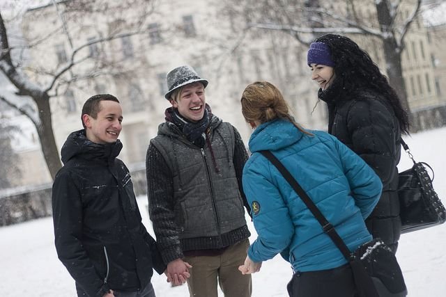 Coming out je pro rodiče šok. „I oni potřebují čas se s tím vyrovnat,“ míní odborníci.