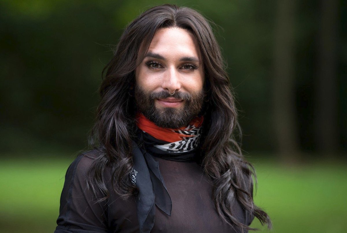 Conchita Wurst se infikovala virem HIV.