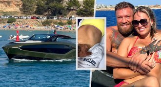 Hvězda MMA McGregor si užívá na luxusní jachtě: Lechtivé video! Hvězda MMA McGregor si užívá na luxusní jachtě: Lechtivé video!