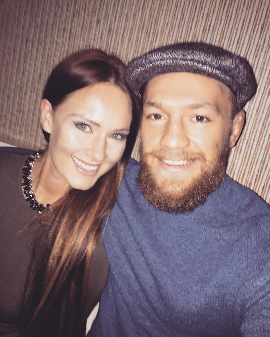 Pár snů; Dee Devlinová a bojovník MMA Conor McGregor.