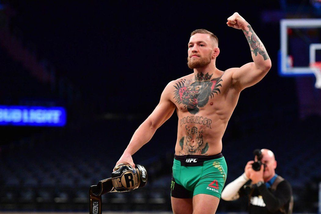 Conor McGregor vyzval k souboji Japonce Tenšina Nasukawu.