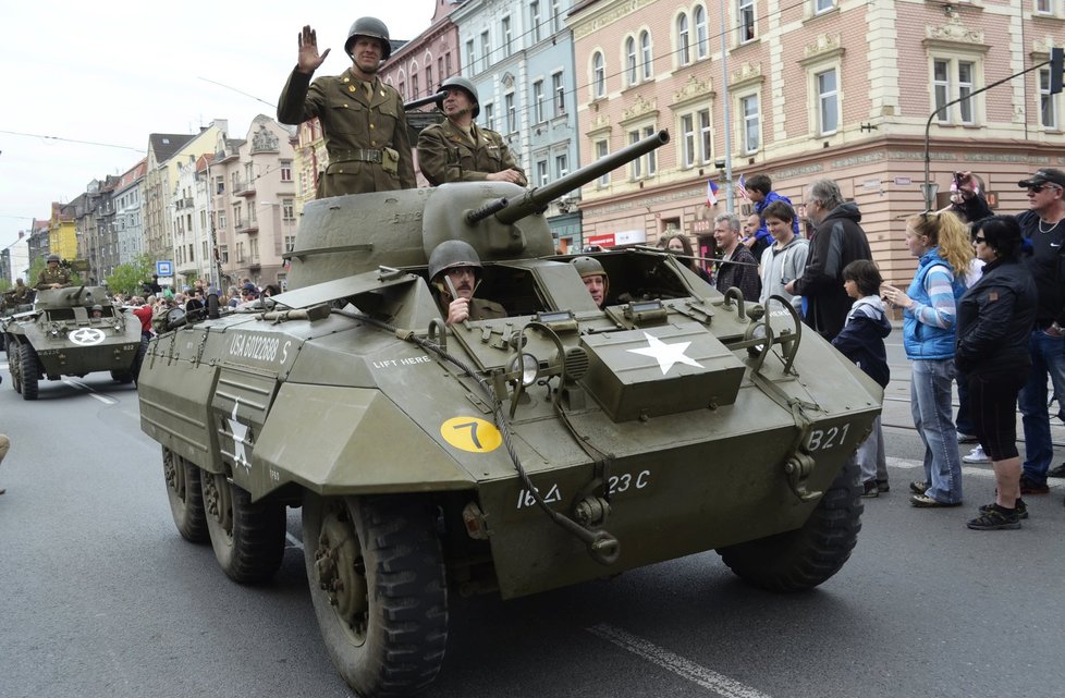 Na oslavy se letos vrátí Convoy of liberty, loni chyběl, takhle vypadal v roce 2015.