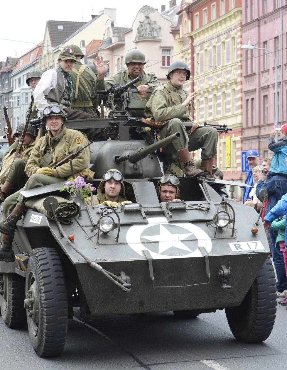 Na oslavy se letos vrátí Convoy of liberty, loni chyběl, takhle vypadal v roce 2015.