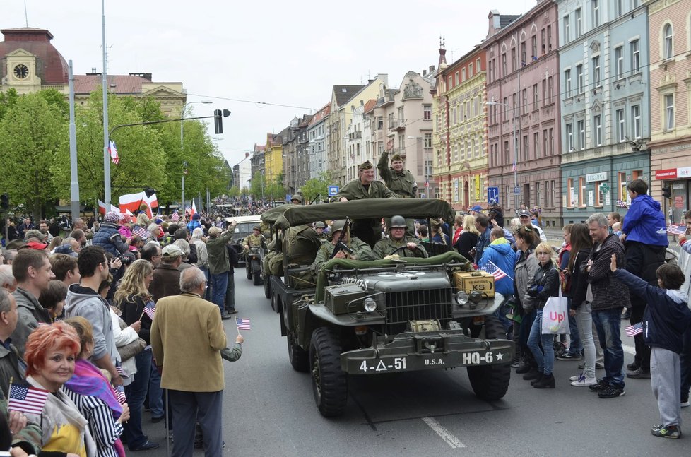 Na oslavy se letos vrátí Convoy of liberty, loni chyběl, takhle vypadal v roce 2015.