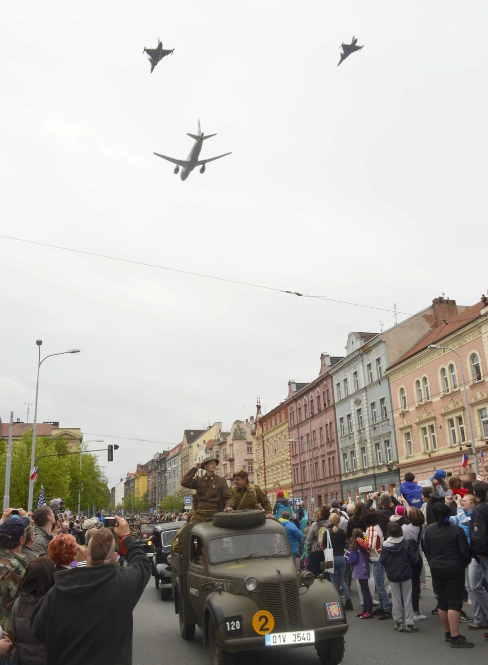 Na oslavy se letos vrátí Convoy of Liberty, loni chyběl, takhle vypadal v roce 2015.