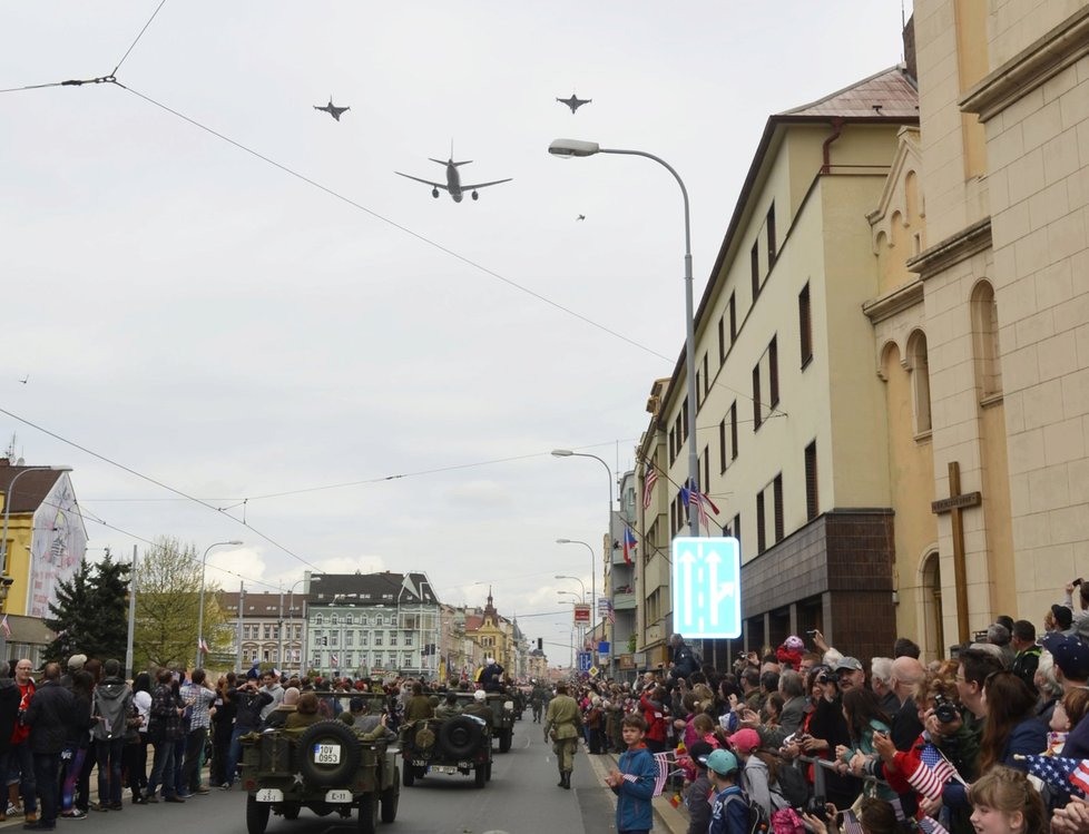 Na oslavy se letos vrátí Convoy of liberty, loni chyběl, takhle vypadal v roce 2015.