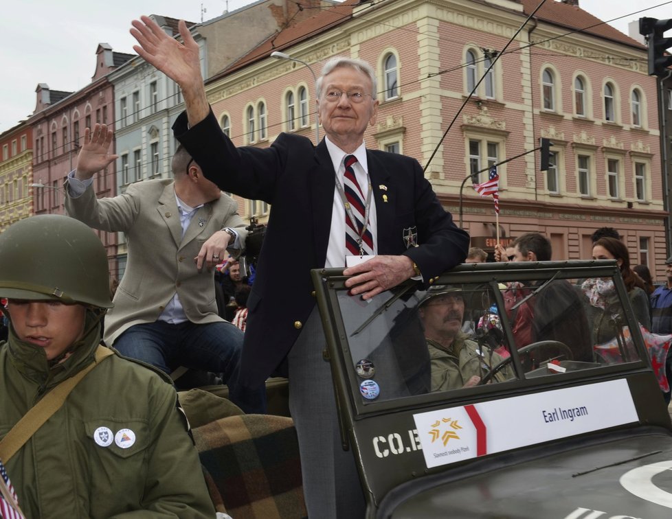 Na oslavy se letos vrátí Convoy of liberty, loni chyběl, takhle vypadal v roce 2015.