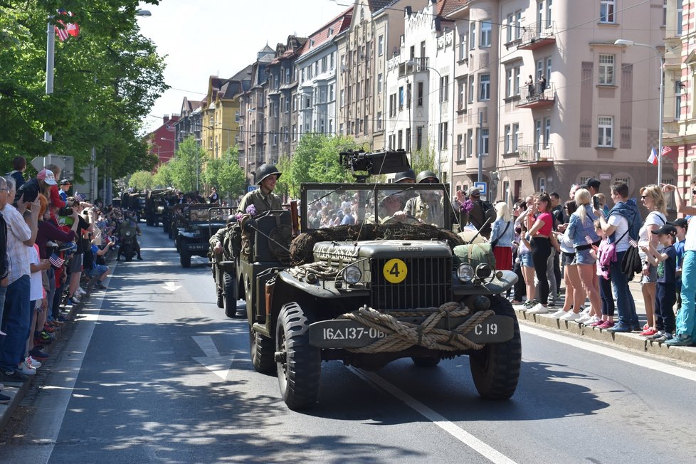 Plzní projel Convoy of Liberty.