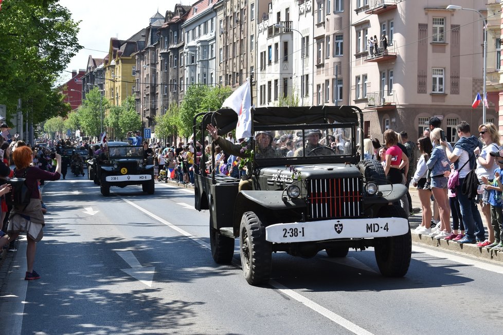 Plzní projel Convoy of Liberty.