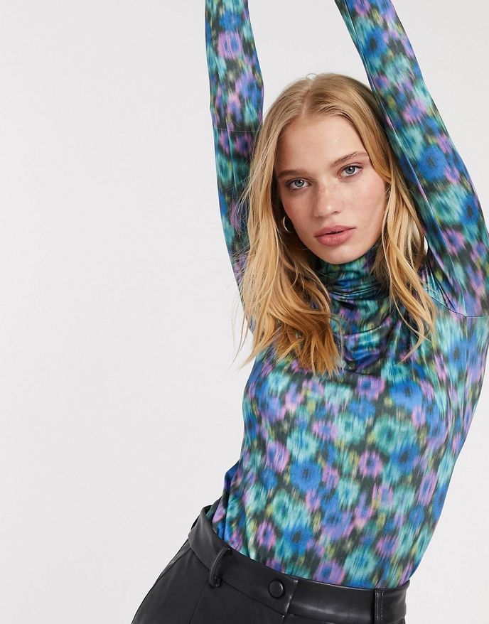 Weekday, 25 eur, prodává Asos.com Weekday, 25 eur, prodává Asos.com