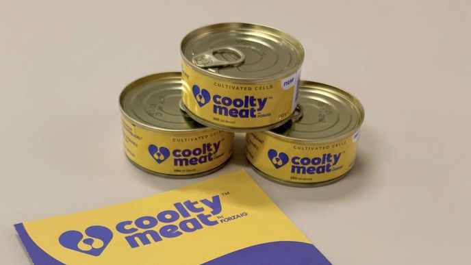 Společnost BeneMeat dodala kultivované maso do nového krmiva pro psy Coolty Meat od italské značky FORZA10. Společnost BeneMeat dodala kultivované maso do nového krmiva pro psy Coolty Meat od italské značky FORZA10.