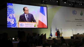 Klimatický summit v Paříži: Francouzský prezident Hollande při úvodním proslovu