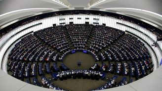 Postoj české vlády i politické scény k hlasování Evropského parlamentu o Maďarsku je schizofrenní Postoj české vlády i politické scény k hlasování Evropského parlamentu o Maďarsku je schizofrenní