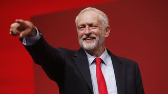 Rok brexitu: Odchod Británie z EU je blíž, podporuje ho i lídr opozice Corbyn. Šokoval tím evropskou levici