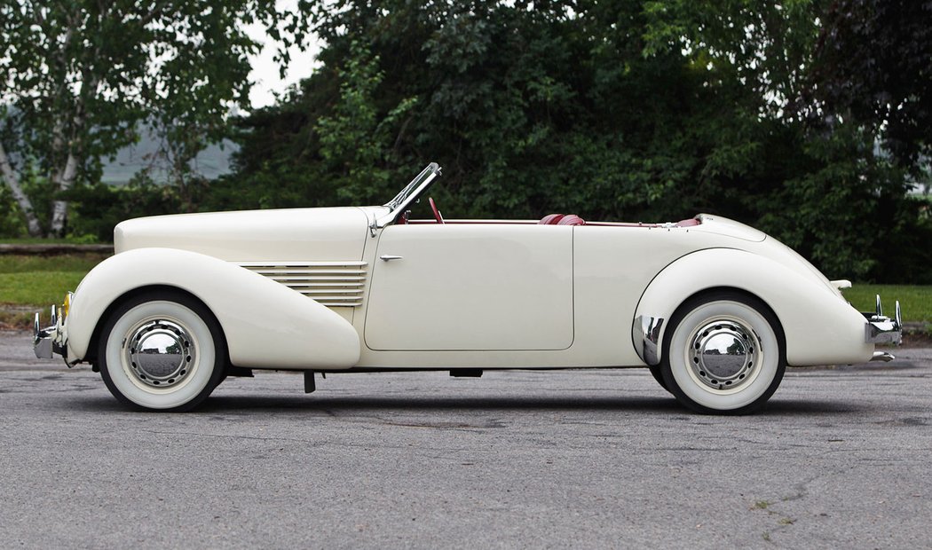 Cord 810 2-door Convertible Phaeton Sedan (1936)