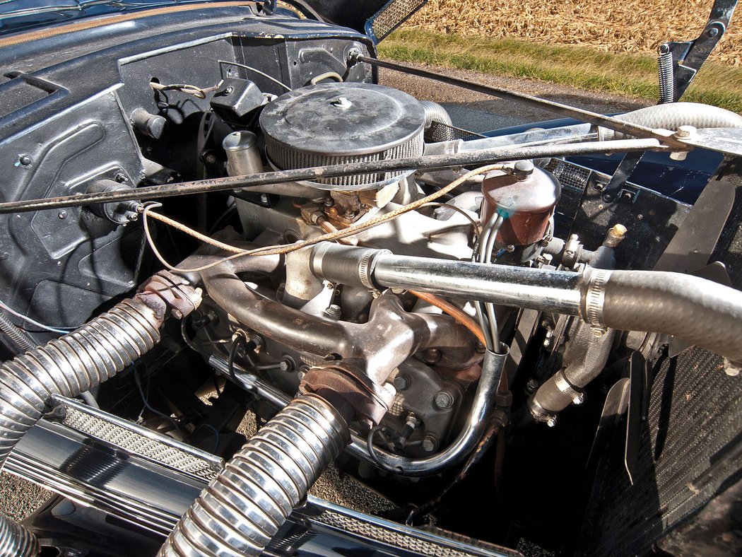 Cord 810 2-door Convertible Phaeton Sedan (1936)