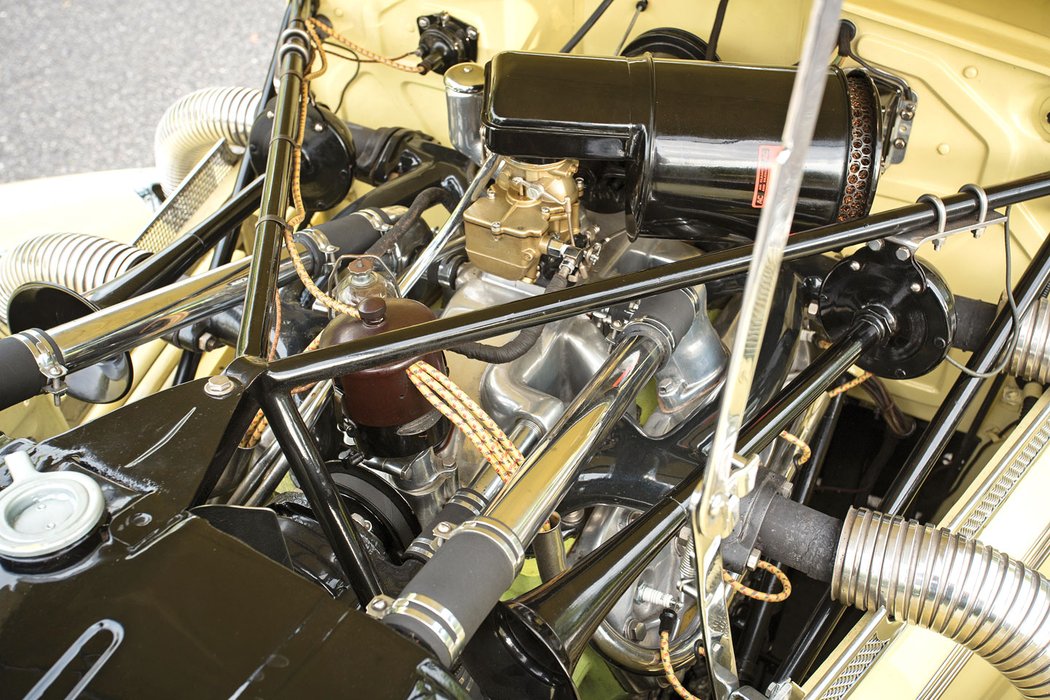 Cord 810 2-door Convertible Phaeton Sedan (1936)