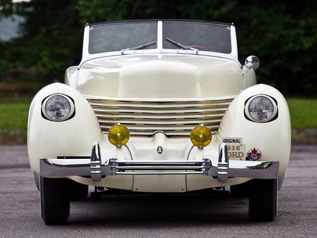 Cord 810 2-door Convertible Phaeton Sedan (1936)