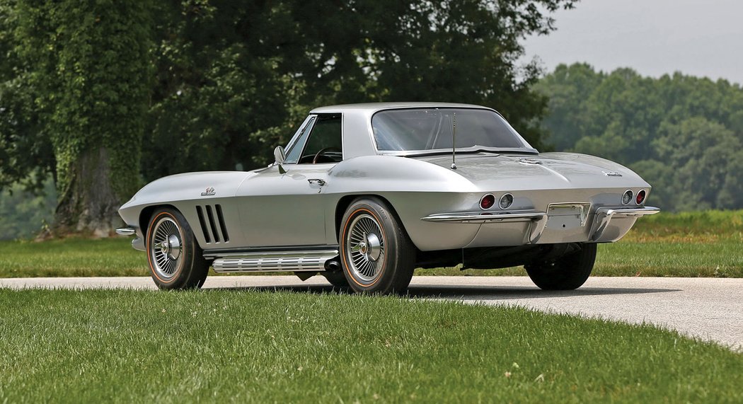 Chevrolet Corvette C2 (1963-1967)