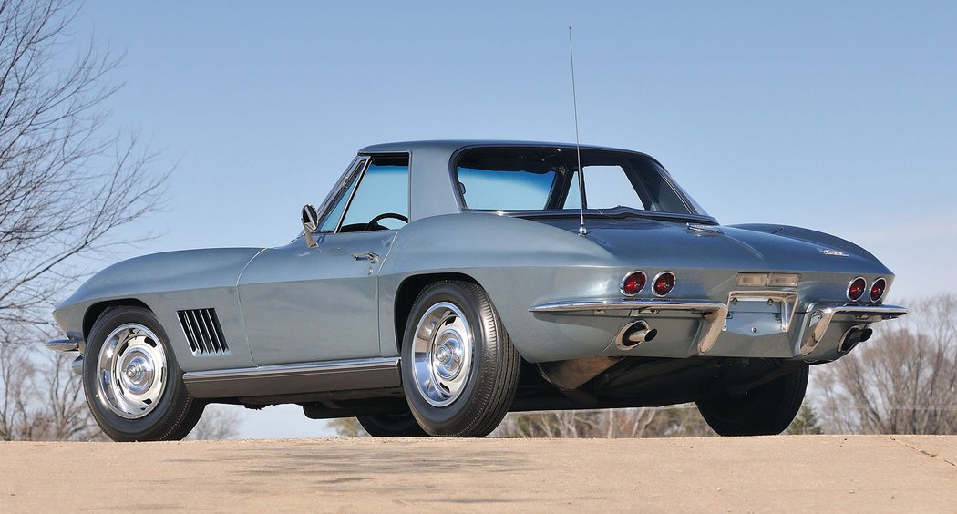 Chevrolet Corvette C2 (1963-1967)