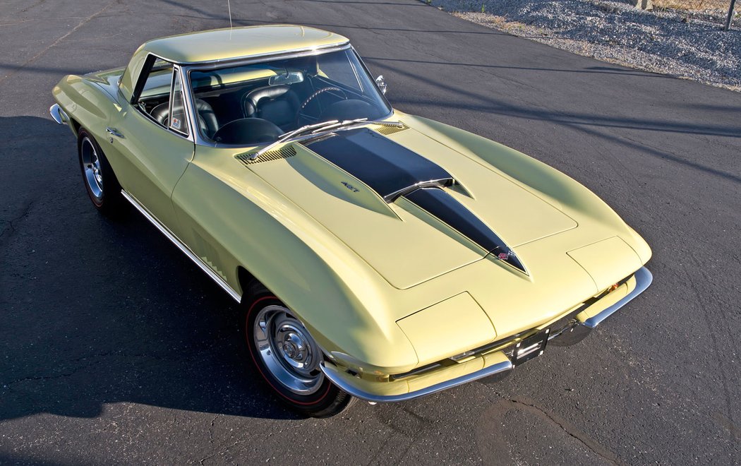 Chevrolet Corvette C2 (1963-1967)