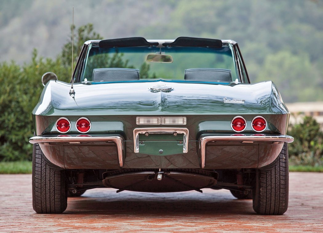 Chevrolet Corvette C2 (1963-1967)