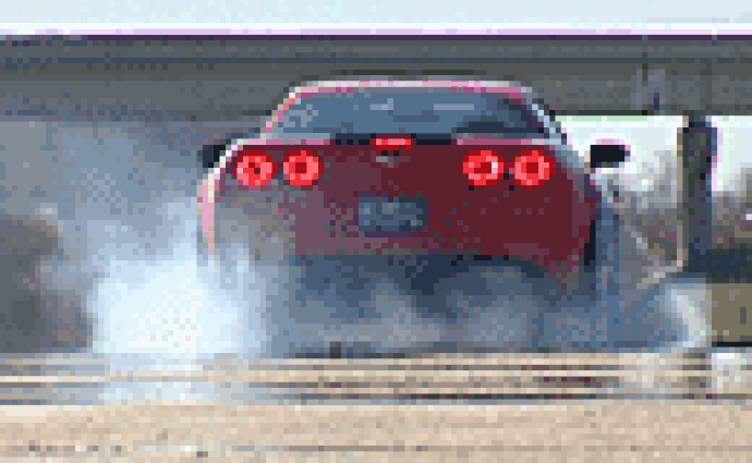 Oficiální video Corvette Z06: Mučení pneumatik