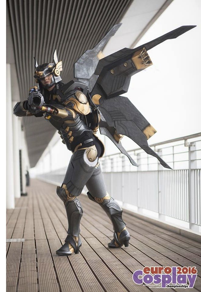 Oficiální foto z Eurocosplaye cosplayerky Germii v kůži Anubis Pharah ze hry Overwatch.