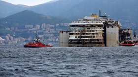 Na palubě lodi Costa Concordia zahynulo 32 lidí.