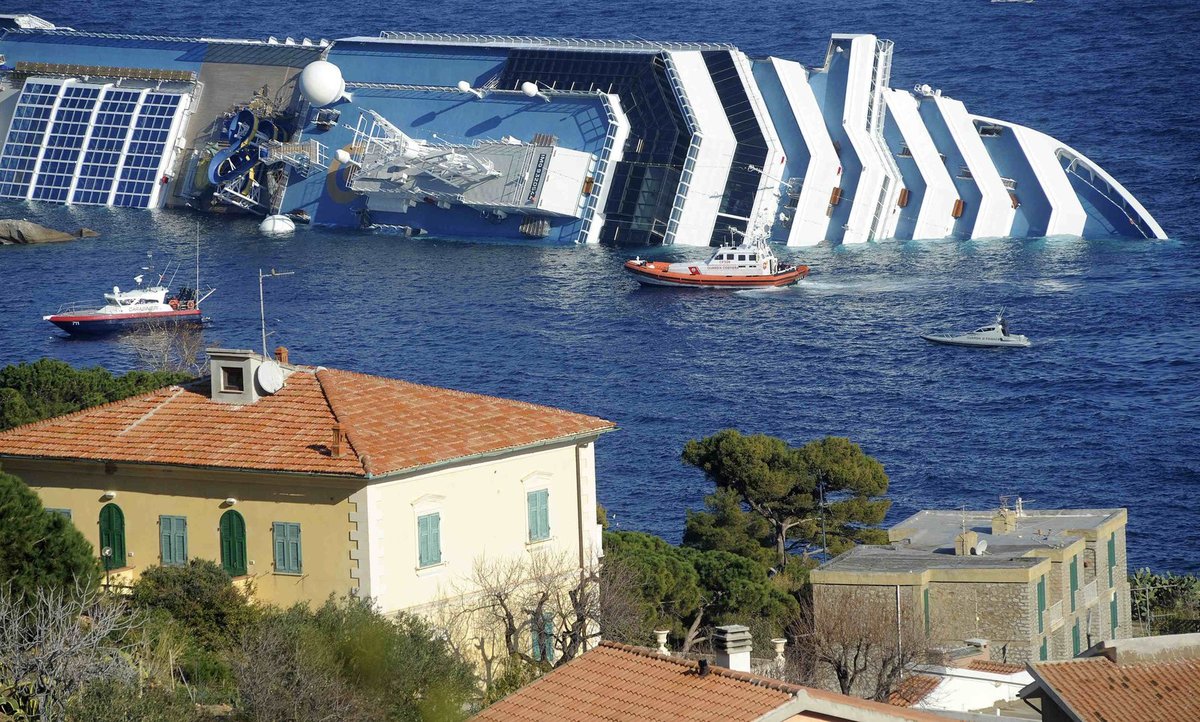 Costa Concordia ztroskotala 13. ledna.