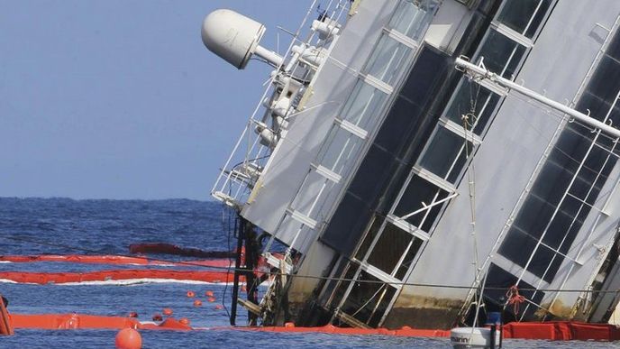 Costa Concordia se pomalu stabilizuje