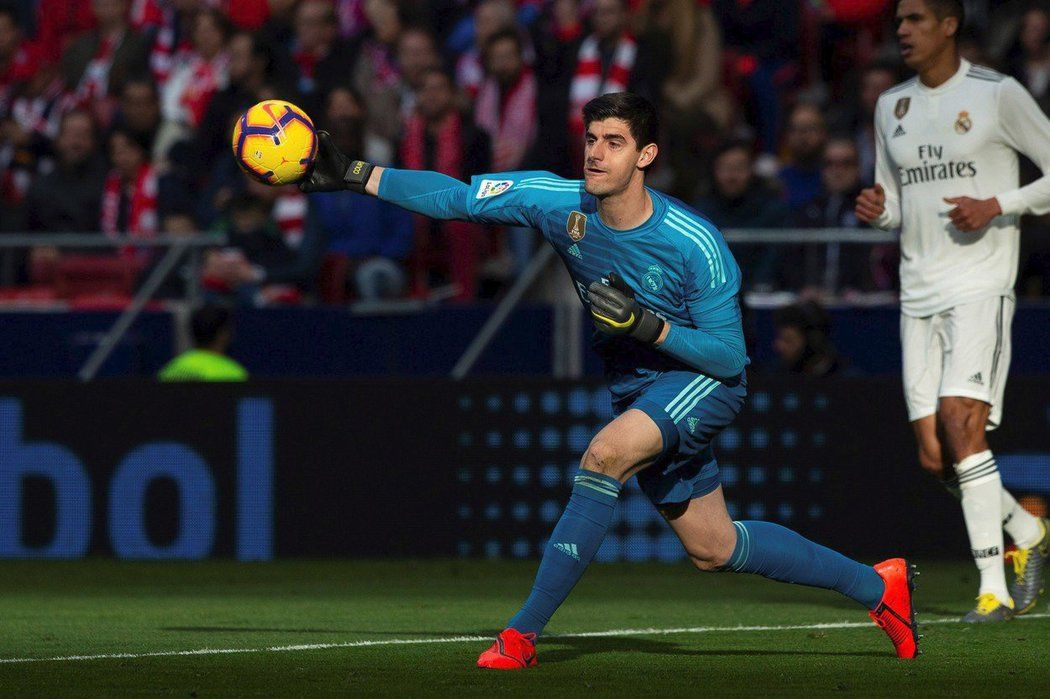 Thibaut Courtois si v Madridu našel nové děvče; modelku a moderátorku Albu Carrillovou